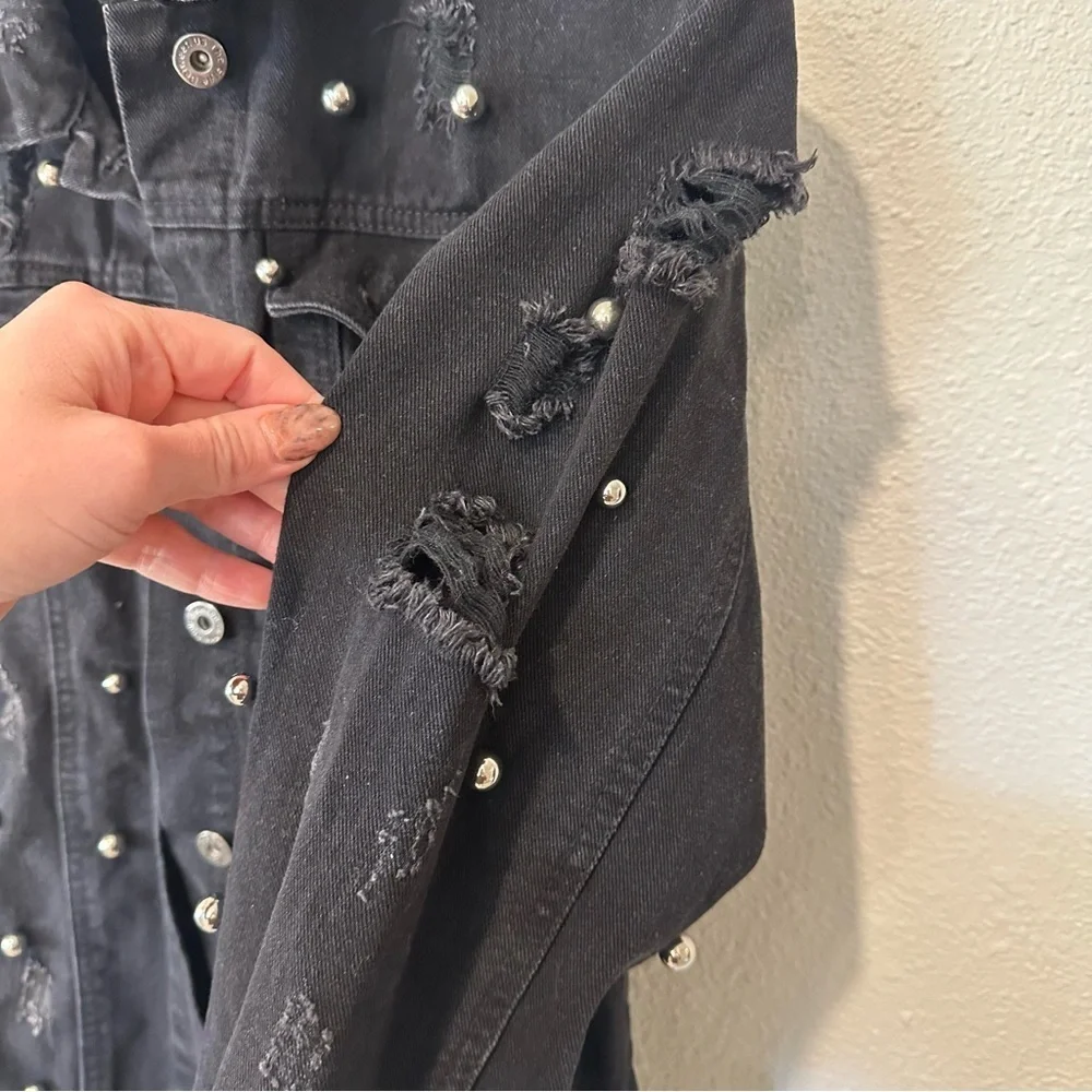 The Style Between Us Women's Black Denim Jacket with Stud Accents